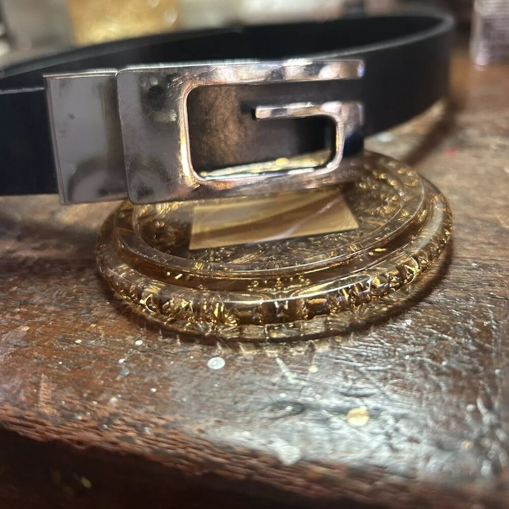 GUCCI VINTAGE LOGO LEATHER BLACK BELT PREOWNED CONDITION DESIGNER BELT CHRISTMAS